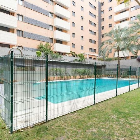 Buena Locacion Estacion Maria Zambrano Cerca De La Playa Y Centrico Apartamento Málaga Exterior foto